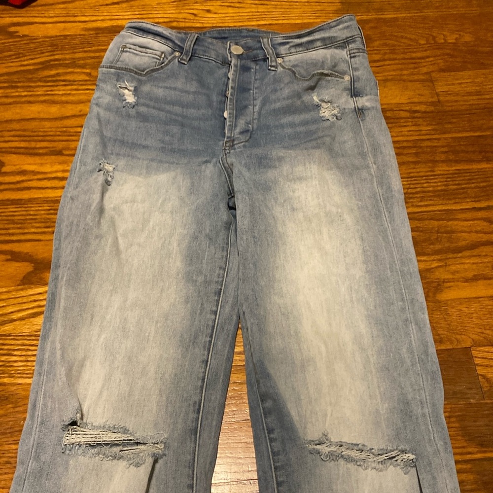 light washed stretchy jeans